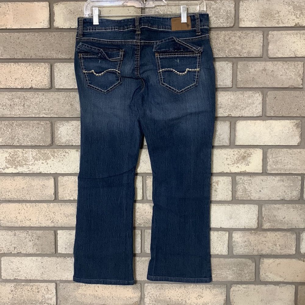 3for$20 bootcut size 9/10 - Picture 3 of 7
